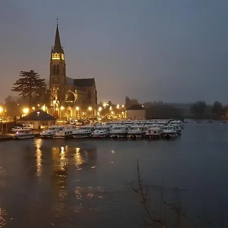Cosy Ideal, Vue Sur Le Port Et Le Chateau, Plein Centre, Stationnement Facile * Sablé-sur-Sarthe